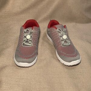 Propet Travel Walker EVO